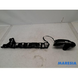 Opel - Astra - Rear bumper bracket central