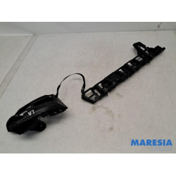 Opel - Astra - Rear bumper bracket central