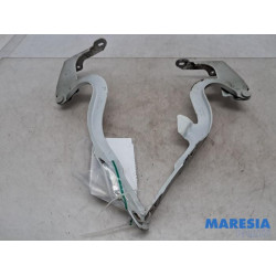 Peugeot - 308 - Motorhaube Scharnier