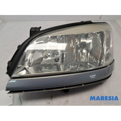 Opel - Zafira - Scheinwerfer links
