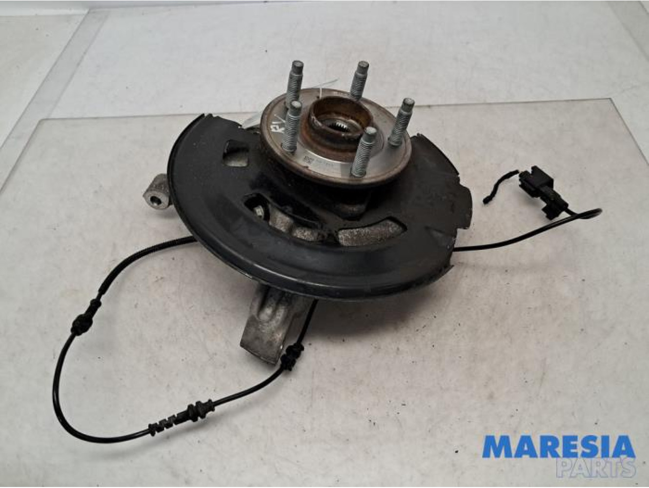 Opel - Astra - Knuckle, front right