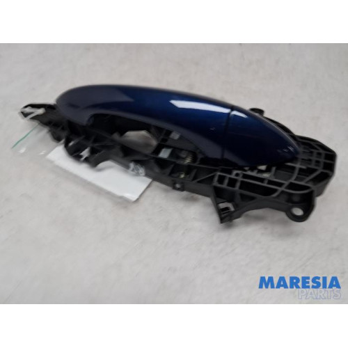 Opel - Astra - Front door handle 4-door, right