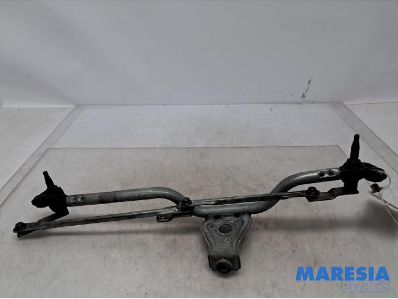 Renault - Clio - Wiper mechanism