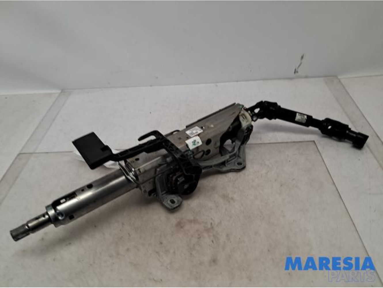 Opel - Astra - Steering column housing