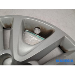 Opel - Astra - Radkappe