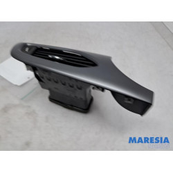 Opel - Astra - Dashboard vent