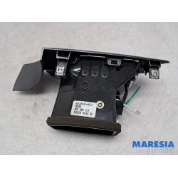 Opel - Astra - Dashboard vent