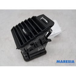 Opel - Astra - Dashboard vent
