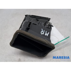 Opel - Astra - Dashboard vent