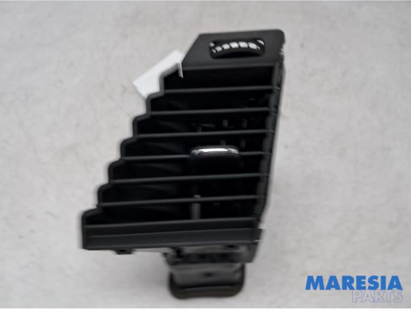 Opel - Astra - Dashboard vent