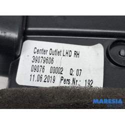 Opel - Astra - Dashboard vent