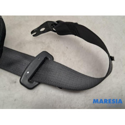 Opel - Astra - Sicherheitsgurt links hinten