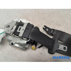 Opel - Astra - Sicherheitsgurt links hinten