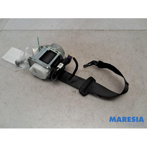 Opel - Astra - Sicherheitsgurt links hinten