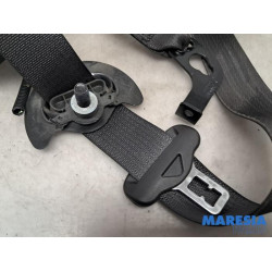 Opel - Astra - Front seatbelt, left