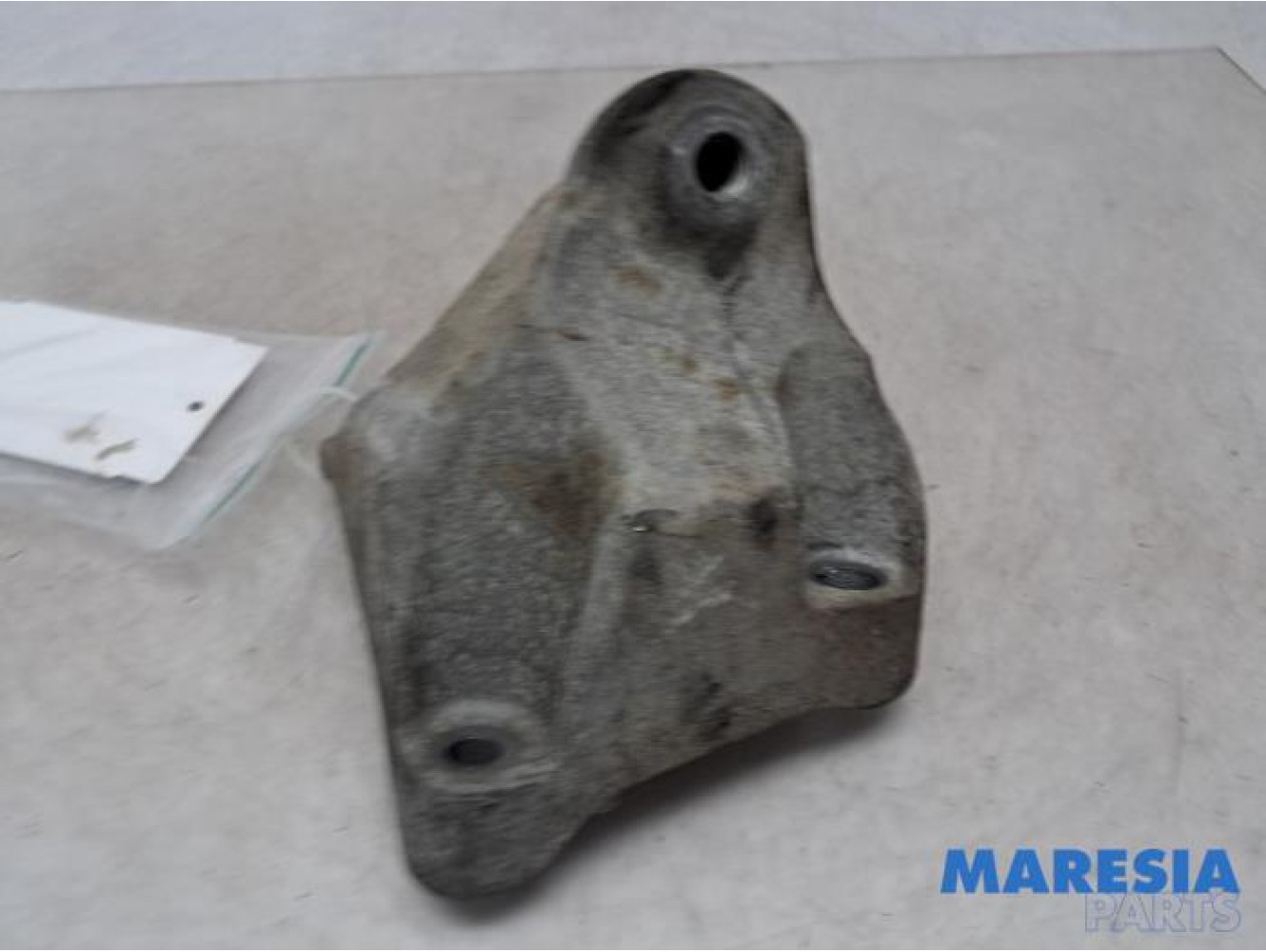 Renault - Megane - Versnellingsbak Steun