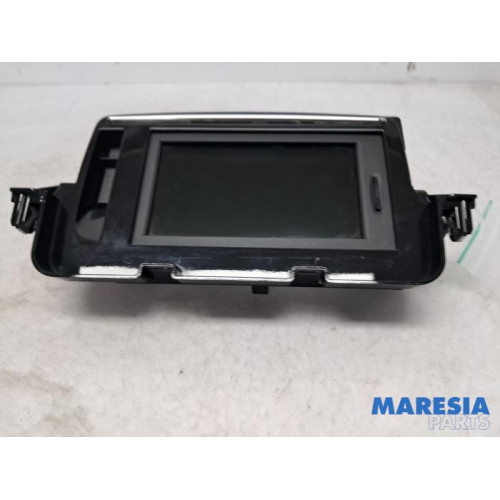 Renault - Megane - Navigation display