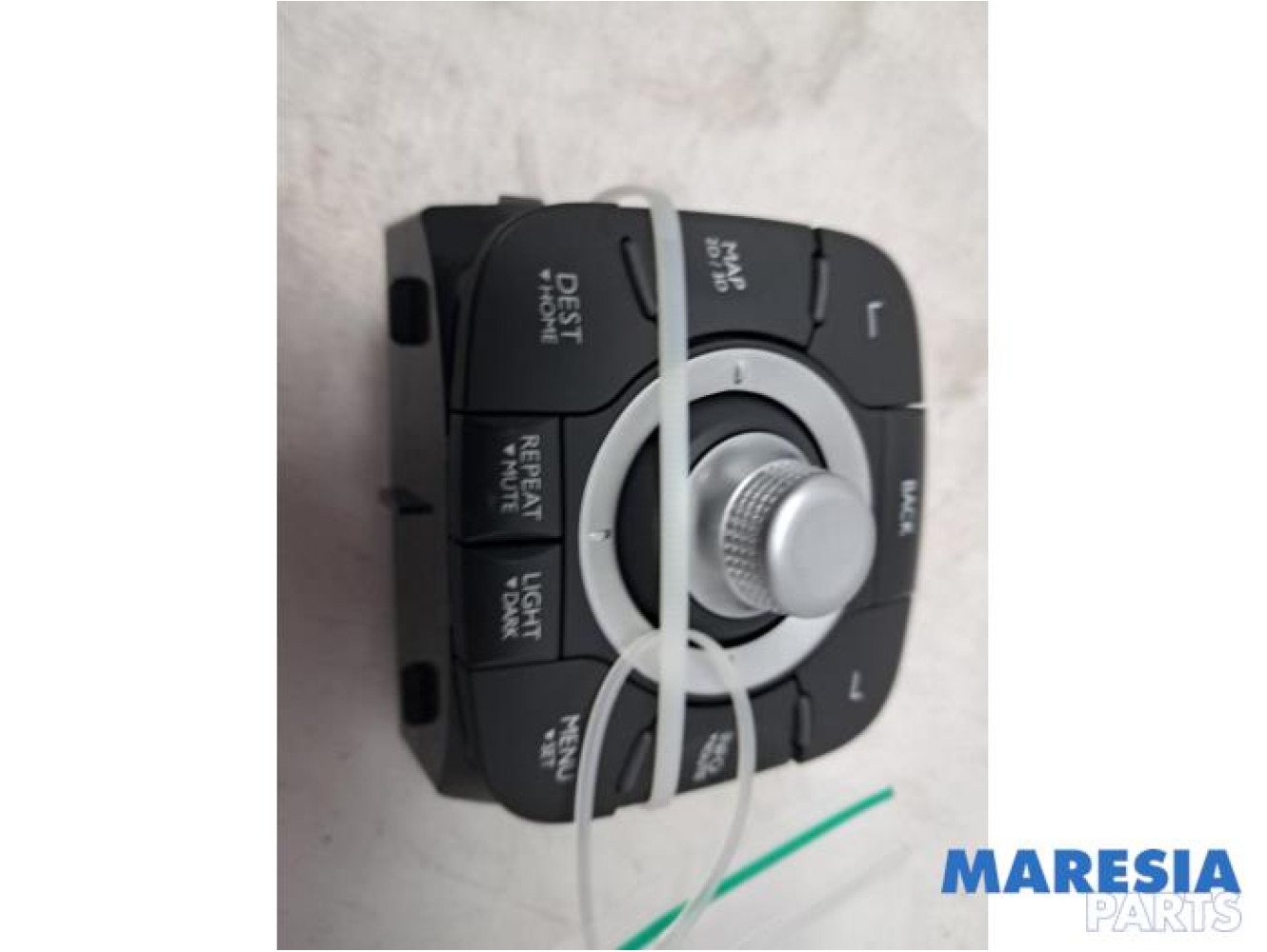 Renault - Megane - Navigation control panel
