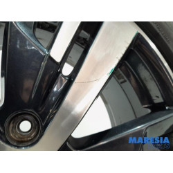 Peugeot - 5008 - Sportvelgenset + banden