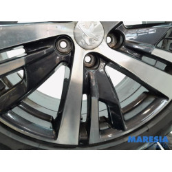 Peugeot - 5008 - Sportvelgenset + banden