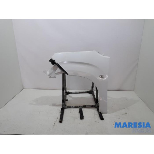 Peugeot - Partner - Front wing, left
