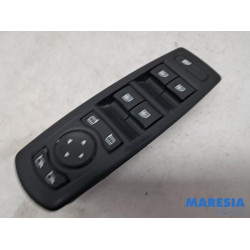 Renault - Megane - Multi-functional window switch