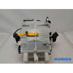 Peugeot - 2008 - Heater housing