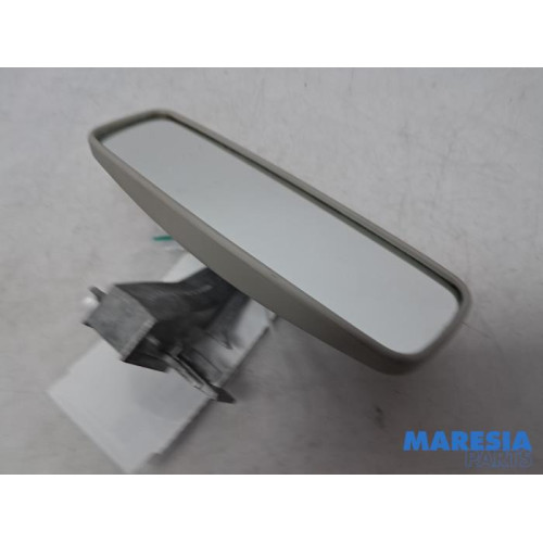 Renault - Megane - Rear view mirror