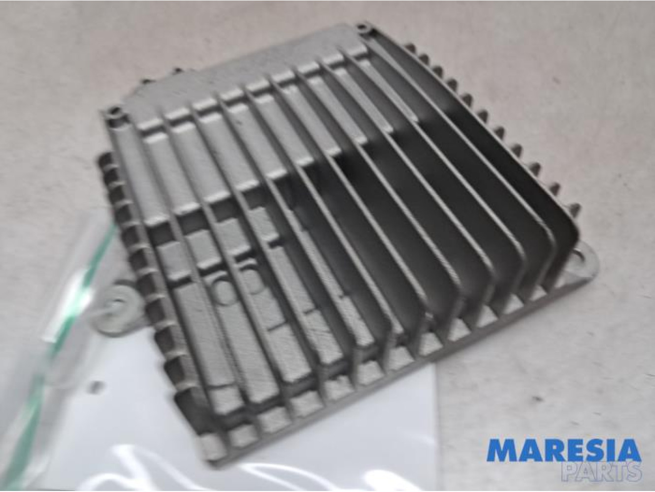 Renault - Megane - Radio amplifier