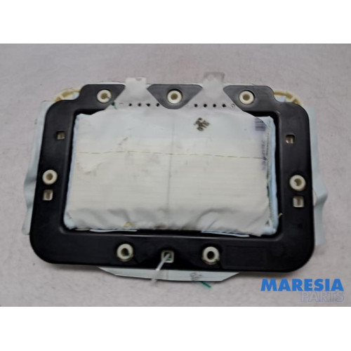Renault - Megane - Right airbag (dashboard)