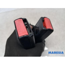 Renault - Megane - Rear seatbelt buckle, left