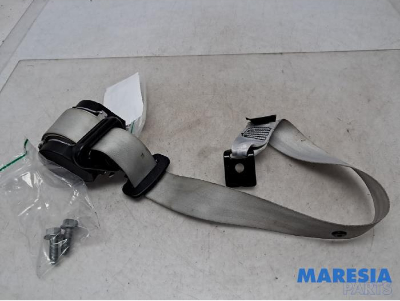 Renault - Megane - Rear seatbelt, right