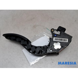Renault - Megane - Accelerator pedal
