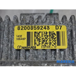 Renault - Megane - Glow plug relay