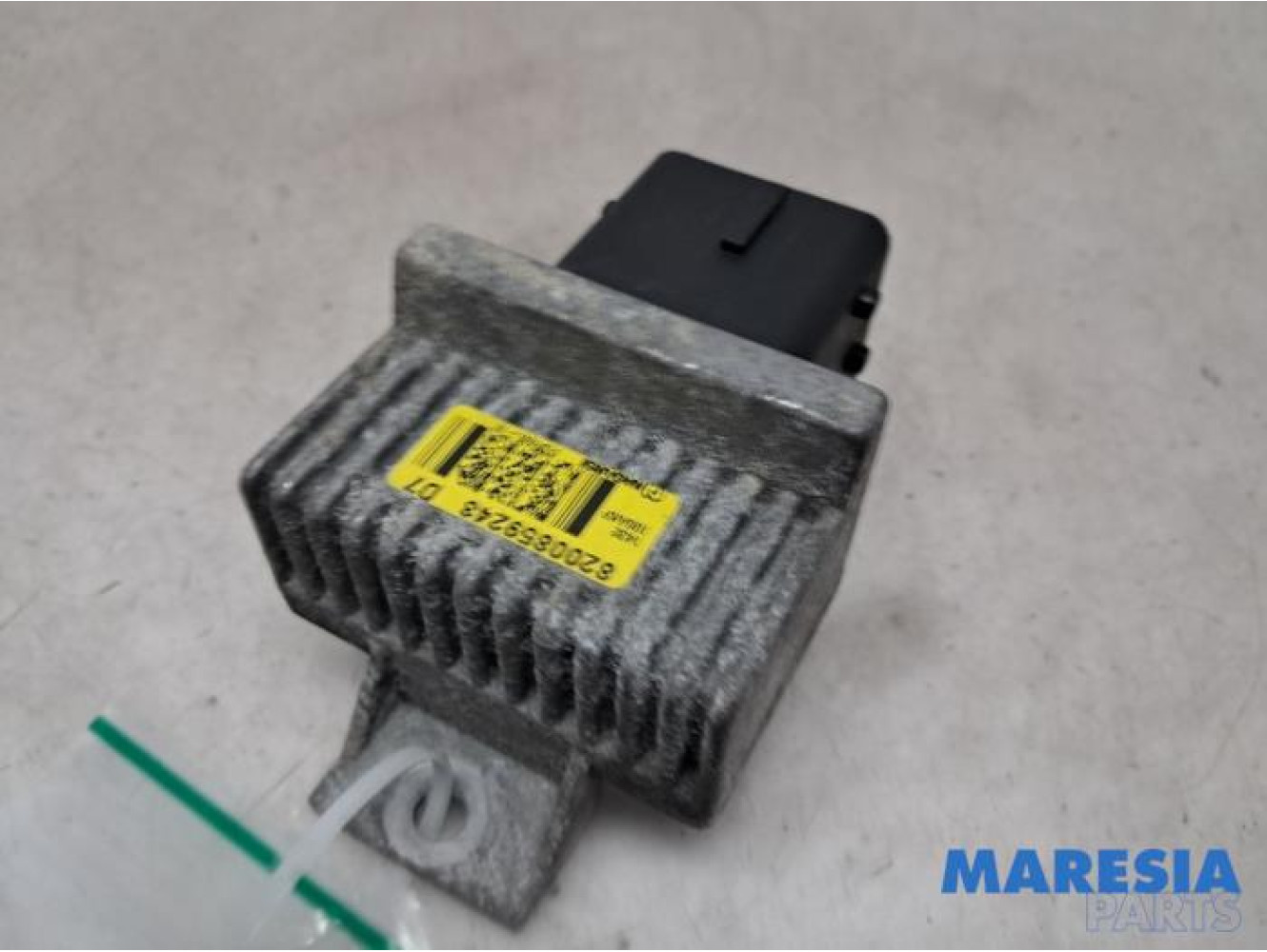Renault - Megane - Glow plug relay
