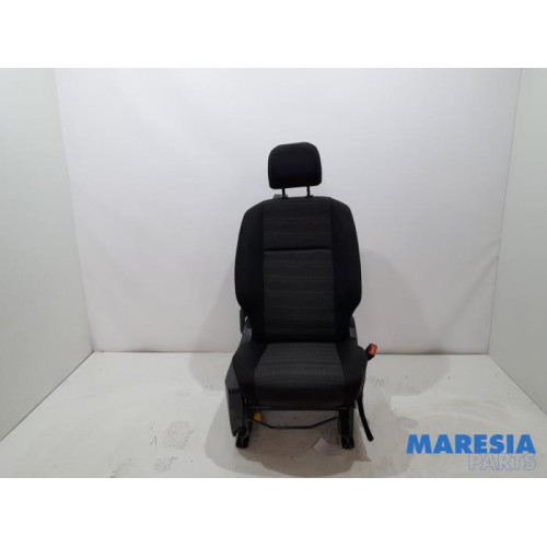 Opel - Combo - Seat, right