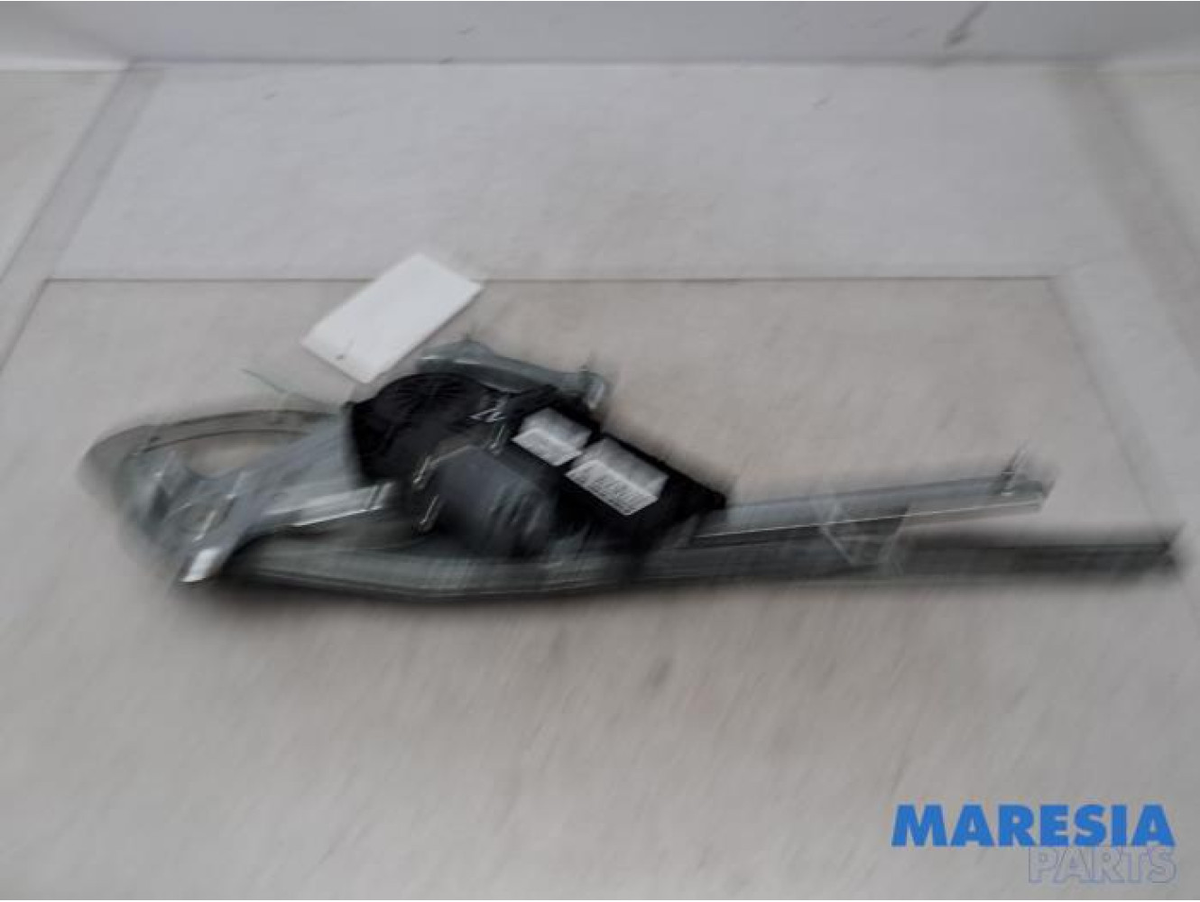 Renault - Megane - Window mechanism 4-door, front left