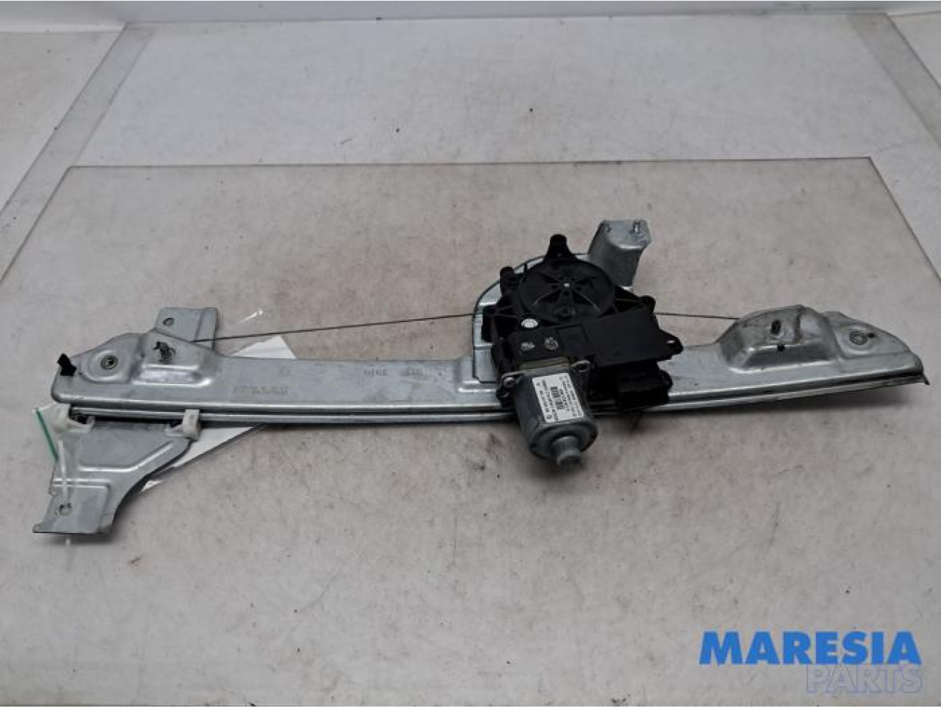 Peugeot - 2008 - Window mechanism 4-door, front left