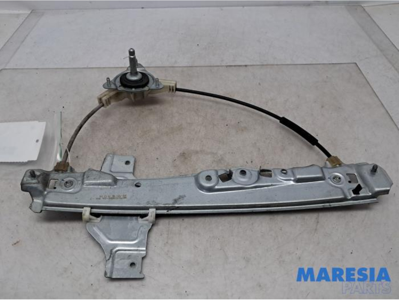 Peugeot - 2008 - Rear door window mechanism 4-door, right