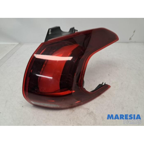 Peugeot - 2008 - Taillight, right