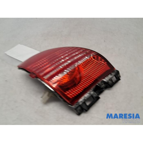 Peugeot - 2008 - Reversing light, right