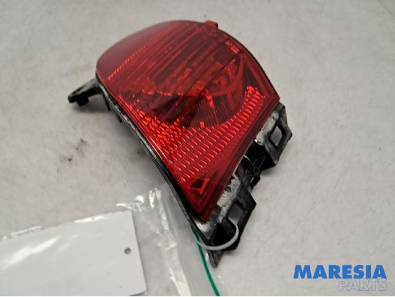Peugeot - 2008 - Rear fog light