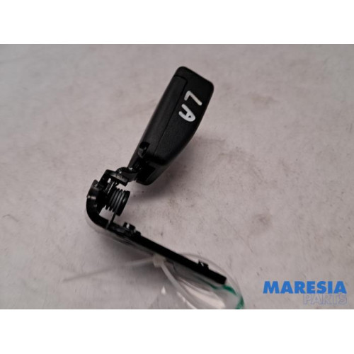 Peugeot - 2008 - Rear seatbelt buckle, left