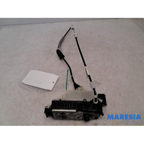 Peugeot - 2008 - Front door lock mechanism 4-door, right
