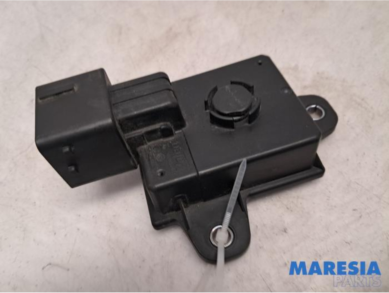 Peugeot - 2008 - Start/Stop relay