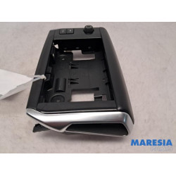 Peugeot - 2008 - Panneau de commandes navigation