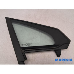 Peugeot - 2008 - Quarter light, front right