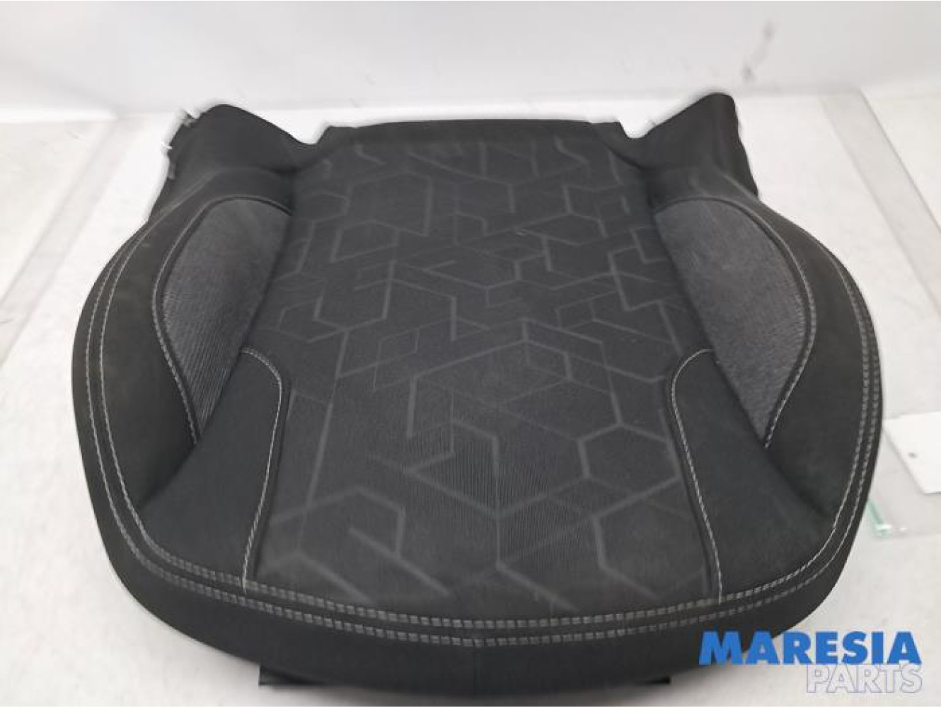 Peugeot - 2008 - Sitz Sitzfläche links