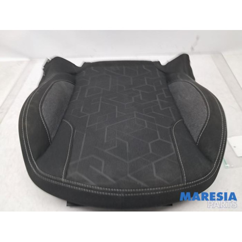 Peugeot - 2008 - Sitz Sitzfläche links