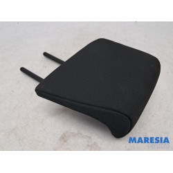 Peugeot - 2008 - Headrest